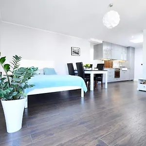 https://apatament-prz-perlowej-przystani.kolobrzeghotels.com